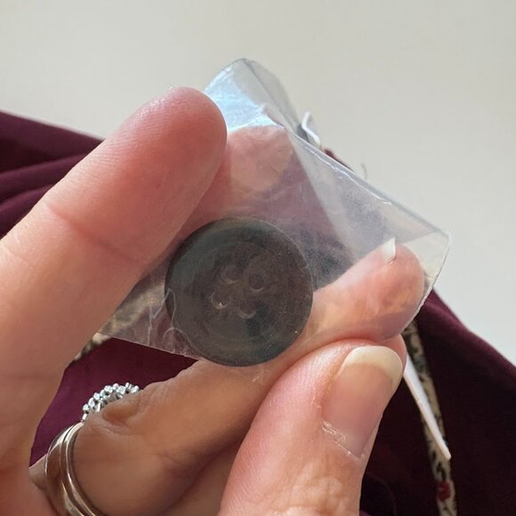 NWT By Anthropologie Sasha Wine Trousers Button Front Tapered Burgundy High Rise - Picture 12 of 16